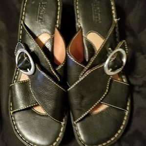 Sz 10 Born sandals